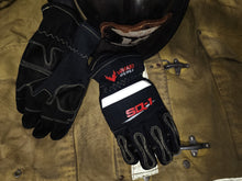 Load image into Gallery viewer, PPE Gloves, Vanguard, Squad-1 Extrication gloves